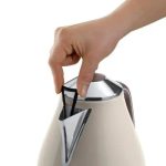 Kettle/ Delonghi KBOV2001.BG 1.7L         (K) - Image 3